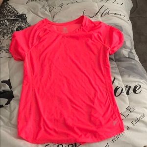 Old navy running shirt